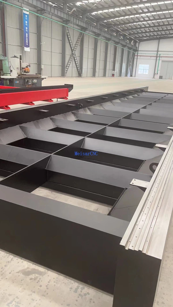 Fiber laser CNC cutting machine table Fiber laser CNC cutting machine table